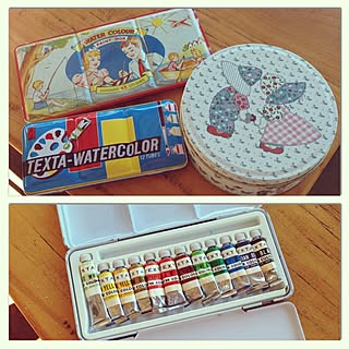 部屋全体/絵の具セット?/Tin缶/ヴィンテージ/フリーマーケット♥︎...などのインテリア実例 - 2015-05-11 22:14:29
