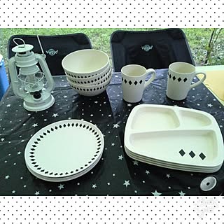 机/モノトーン 100均/メラミン食器/テーブルクロス/ランタン...などのインテリア実例 - 2017-07-16 00:18:10