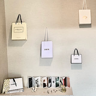 Chanel シャネル ブランド紙袋の使い道のまとめページ Roomclip ルームクリップ Chanel シャネル ブランド紙袋の使い道のまとめページ Roomclip ルームクリップ