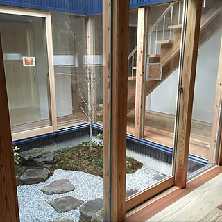 玄関 入り口 飛び石のインテリア実例 Roomclip ルームクリップ