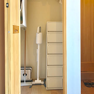 玄関/入り口/掃除機/掃除道具収納/プラスマイナスゼロ 掃除機/ブラーバ...などのインテリア実例 - 2018-01-13 21:39:59