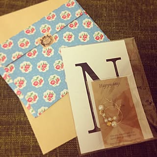 happydaysさん♡/ピアス届きました♪/かわいいー!٩꒰๑ ´∇`๑꒱۶/テンションあがります♡/おきにいり( ´艸`)...などのインテリア実例 - 2014-04-15 23:19:28