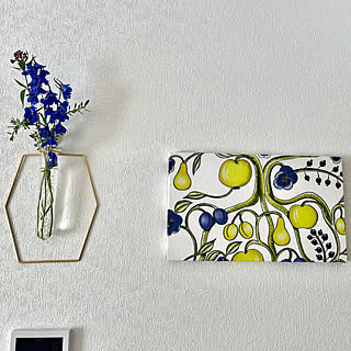 壁掛け花瓶のインテリア実例 Roomclip ルームクリップ