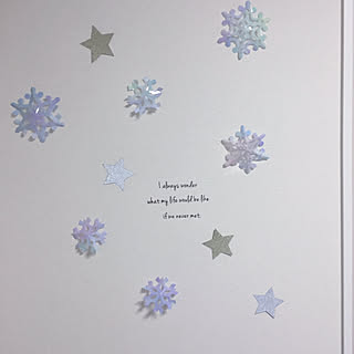 壁/天井/子供部屋の壁/星はダイソーの七夕飾り/セリア新商品/雪の結晶...などのインテリア実例 - 2018-11-26 12:26:52