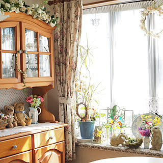 女性の、4LDK、家族住まいの「部屋全体」についてのインテリア実例