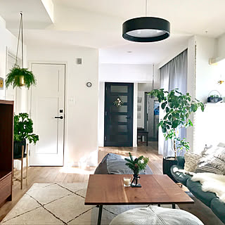 観葉植物 カフェテーブルのインテリア実例 Roomclip ルームクリップ