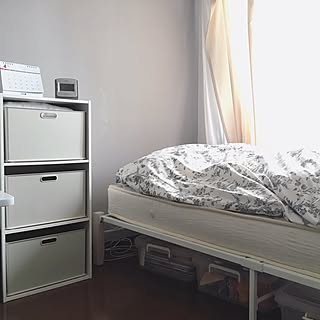ベッド周り/ワンルーム/6畳/IKEA/グレー/グレー×ホワイト...などのインテリア実例 - 2017-04-16 22:54:15