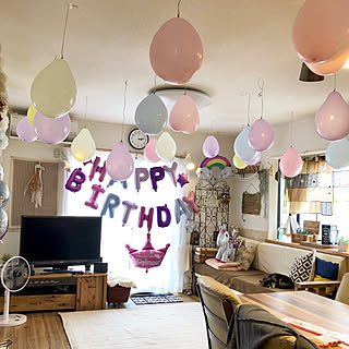 お誕生日飾り/お誕生日/フォロワーさんに感謝♡/いつもいいね!ありがとうございます♪/皆さんのお陰で励みになってます♡...などのインテリア実例 - 2019-07-17 21:18:52