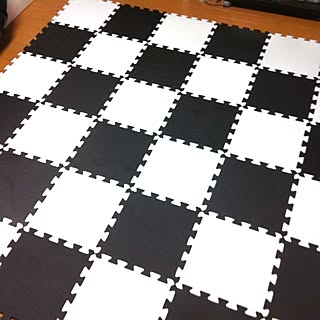 リビング/タイルマット/モノトーンのインテリア実例 - 2012-10-04 00:56:49