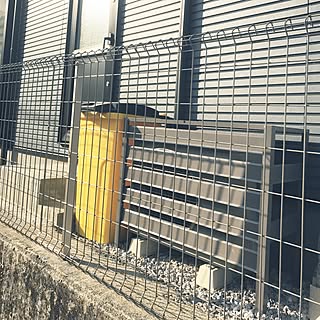 玄関/入り口/勝手口の横/外用ゴミ箱/ゴミ箱/室外機カバー...などのインテリア実例 - 2017-05-01 16:58:52