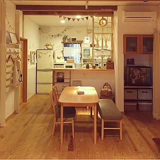 部屋全体/カウンターキッチン/ナチュラルインテリア/ガーランド/レンガシート...などのインテリア実例 - 2017-04-17 18:56:21