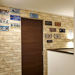 ブリキ看板 れんが壁紙のインテリア実例 Roomclip ルームクリップ