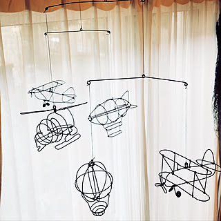 モビール ワイヤークラフトのおしゃれなアレンジ 飾り方のインテリア実例 Roomclip ルームクリップ