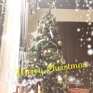 女性の、4LDK、家族住まいの「部屋全体」についてのインテリア実例