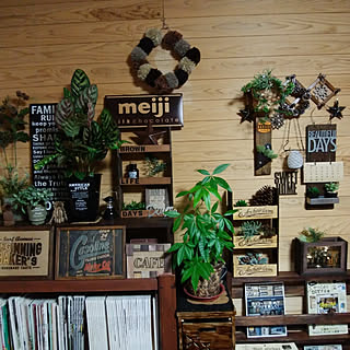 ベッド周り/快適生活目指して!/観葉植物のある暮らし/フェイクグリーン♡/ダイソー...などのインテリア実例 - 2018-01-15 21:47:24