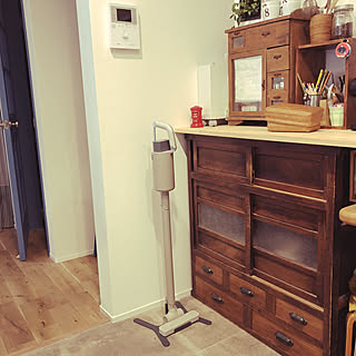 コーヒー/かご/プラスマイナスゼロ　掃除機/古家具のある暮らし/古家具...などのインテリア実例 - 2020-01-17 10:32:49