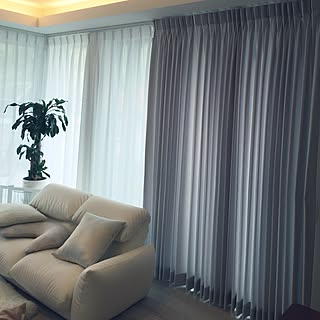 カーテン 積水ハウスイズロイエのおしゃれなアレンジ 飾り方のインテリア実例 Roomclip ルームクリップ