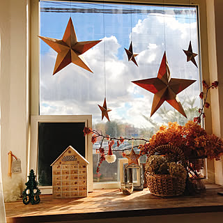 クラフト紙 吊るすのおしゃれなアレンジ 飾り方のインテリア実例 Roomclip ルームクリップ