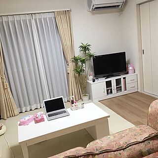 ホワイト ピンクベージュのおしゃれなインテリア 部屋 家具の実例 Roomclip ルームクリップ