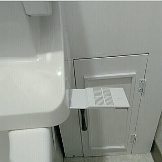 トイレから失礼します/トイレのフィルター掃除/忘れがち~/ここもトイレ掃除場所…/壁/天井...などのインテリア実例 - 2018-03-25 13:01:46