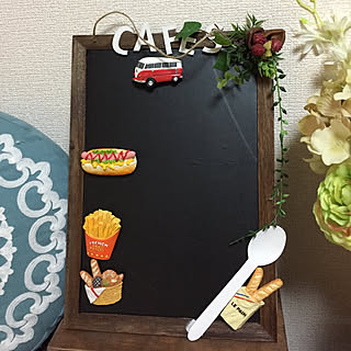 不満だらけ(怒`Д´怒)/ボッタクリや!(怒`Д´怒)/メルカ〇にてハンバーガー800円/ハンバーガー君どこに売ってるの?/旦那が側に居てハンバーガーて買って無い...などのインテリア実例 - 2017-08-16 01:45:22