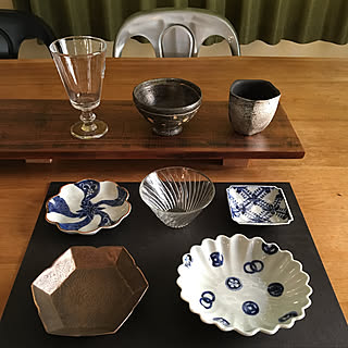ダイニングテーブル＆チェア/作家さんの器/器大好き/茶系インテリア/シルバー...などのインテリア実例 - 2019-10-09 11:24:53