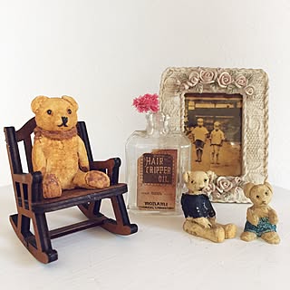 棚/ガラスの小瓶/テディベア/骨董品/いいね、フォロー本当に感謝デス☺︎...などのインテリア実例 - 2017-02-28 07:13:32