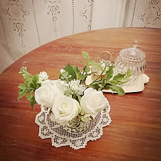 リビング/生花/生花のある暮らし/プレゼント/薔薇...などのインテリア実例 - 2020-02-03 22:15:59