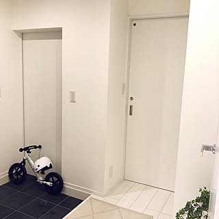 シューズクロークの扉のインテリア実例 Roomclip ルームクリップ シューズクロークの扉のインテリア実例 Roomclip ルームクリップ