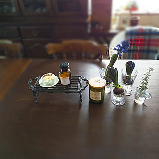 机/キャンドル/ヒヤシンス水栽培/グラス/ダイニングテーブルのインテリア実例 - 2020-02-23 10:07:45