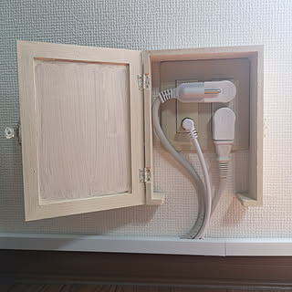 セリア コンセント隠しのインテリア実例 Roomclip ルームクリップ セリア コンセント隠しのインテリア実例 Roomclip ルームクリップ