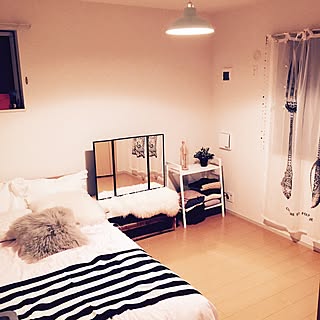 ベッド周り/部屋が狭くてうまく撮れない。/部屋がなかなか片付きません/写真が下手でごめんなさい/ニトリ...などのインテリア実例 - 2016-10-26 22:18:46