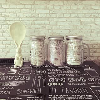 キッチン/白レンガ調/うさぎさん♡/ペーパーナプキン♡/電子レンジ上...などのインテリア実例 - 2016-10-31 19:16:38