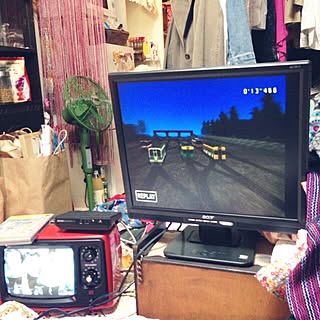 ベッド周り/白黒テレビ/参考になれば嬉しいデス❤️/明るい貧乏/一人暮らし/雑貨...などのインテリア実例 - 2015-11-03 08:12:26