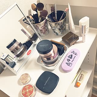 ベッド周り/シンプルに暮らしたい/ドレッサー/賃貸/ミニマリストに憧れて...などのインテリア実例 - 2017-01-13 16:21:49