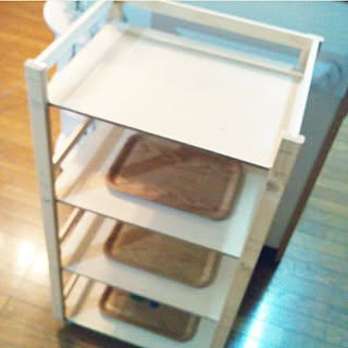 ●主人のDIY●/作成中(๑˃̵ᴗ˂̵)و ̑̑ .:*✧/キッチンワゴンDIY/木製ワゴンのおもてなし/●myアイデア●...などのインテリア実例 - 2017-09-14 22:56:23