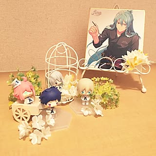 アニメグッズ あんさんぶるスターズ のおしゃれなアレンジ 飾り方のインテリア実例 Roomclip ルームクリップ