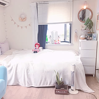 ベッド周り/ニトリ/セリア/賃貸/断捨離...などのインテリア実例 - 2019-12-30 11:40:18