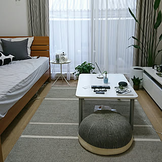 部屋全体/ひとり暮らし 1K/イデーのプフ/HEY/サイドテーブル...などのインテリア実例 - 2019-07-07 18:26:55