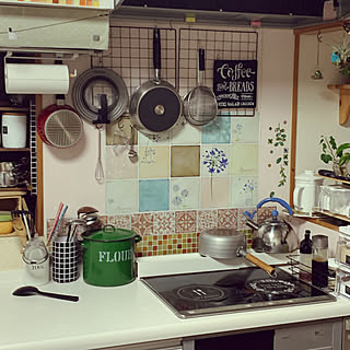 ぶら下げてみました♥️/コンロ周り/みていただきありがとうございます❤️/使いやすく見やすく/いいね、フォロー本当に感謝です♡...などのインテリア実例 - 2020-01-19 19:27:28