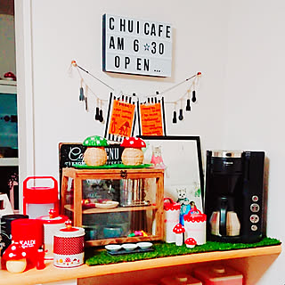 女性の、4LDK、家族住まいの「キッチン」についてのインテリア実例