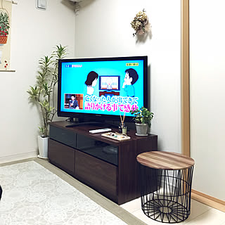 リビング/手作りスワッグ♥/テレビボードリメイク♥/アイアンテーブル/ワイヤーテーブル...などのインテリア実例 - 2018-08-12 21:53:32