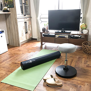 ヨガマット ストレッチポールのおしゃれなアレンジ 飾り方のインテリア実例 Roomclip ルームクリップ