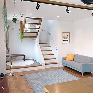 狭小住宅 スケルトン階段のインテリア レイアウト実例 Roomclip ルームクリップ 狭小住宅 スケルトン階段のインテリア レイアウト実例 Roomclip ルームクリップ