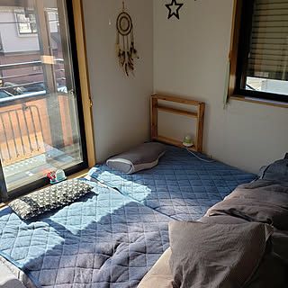 ベッド周り/狭小住宅/建て売り一戸建て/狭小マイホーム/節約中でも諦めない!...などのインテリア実例 - 2019-11-01 18:01:02