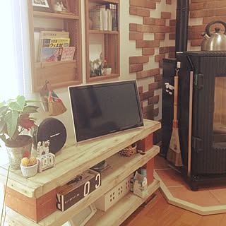 壁/天井/ニトリのフェイク多肉/グリーンのある暮らし/万年カレンダー(=^ェ^=)/ミニほうき/かるかるブリック...などのインテリア実例 - 2017-06-21 15:00:57