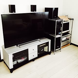リビング/ハイレゾ/ONKYO製5.1chサウンドシステム/デスクトップパソコン/22型テレビ...などのインテリア実例 - 2016-08-09 12:20:02