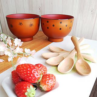 机/新商品買ったよ!/セリア/会津塗り椀/picセンスなし...などのインテリア実例 - 2019-03-14 09:19:48