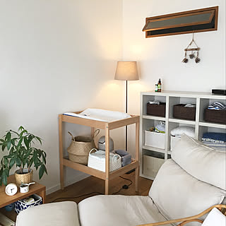 女性の、、家族住まいの「リビング」についてのインテリア実例