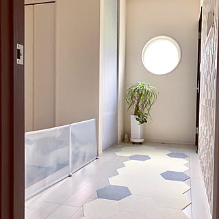 玄関 入り口 タイルカーペットのインテリア実例 Roomclip ルームクリップ
